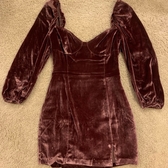 Aritzia Velvet Dress - Picture 3 of 3